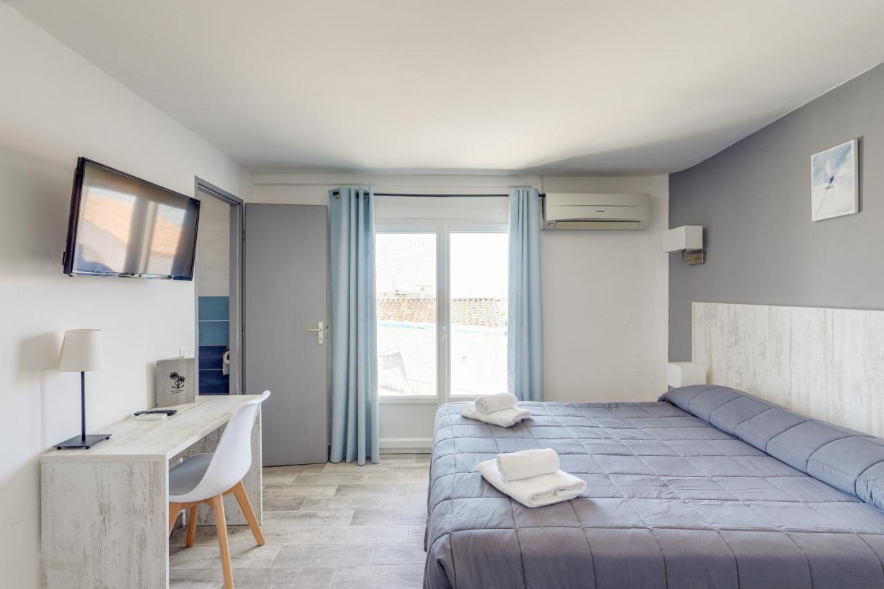 Hotel Les Palmiers En Camargue Saintes-Maries-de-la-Mer Exterior foto