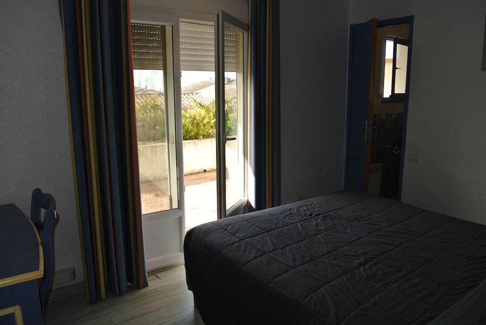 Hotel Les Palmiers En Camargue Saintes-Maries-de-la-Mer Exterior foto