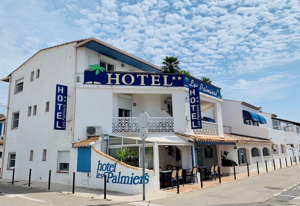 Hotel Les Palmiers En Camargue Saintes-Maries-de-la-Mer Exterior foto