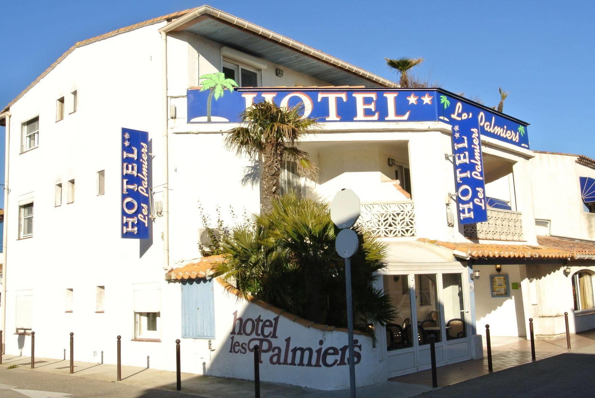 Hotel Les Palmiers En Camargue Saintes-Maries-de-la-Mer Exterior foto